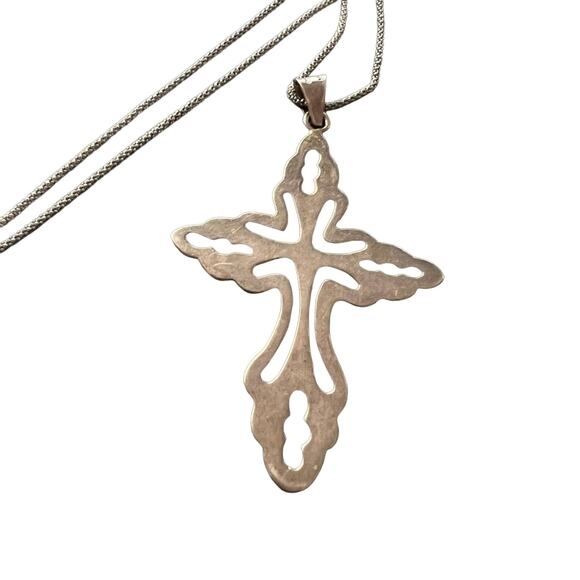 925 Sterling Silver Large Cross Pendant & Necklace - Picture 1 of 9